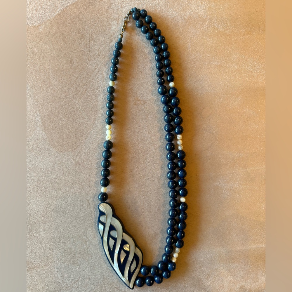 Vintage Bead and Shell inlaid blue and white statement necklace! Stunning!